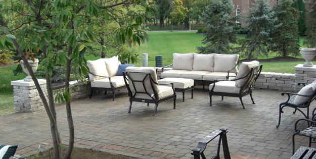 What are some popular outdoor paver patio designs?