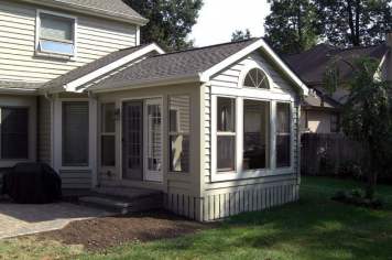 1_suncraft-window-porches-02
