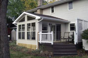 1_suncraft-window-porches-04