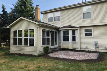 1_suncraft-window-porches-41
