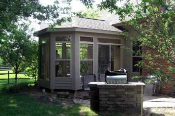 2_suncraft-window-porches-10